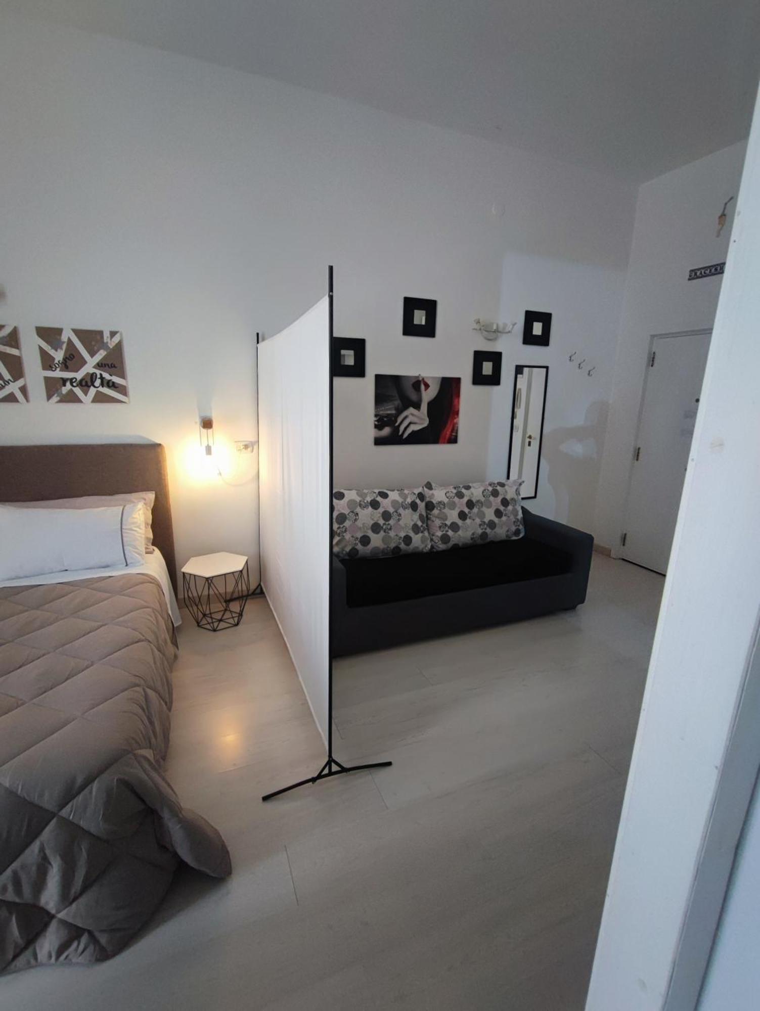 Little Home Trani Exterior photo